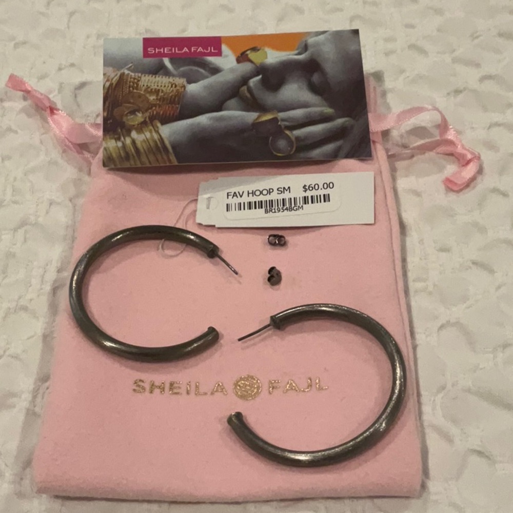 Sheila Fajl "everybody's favorite hoop" small (2") in brushed gun metal